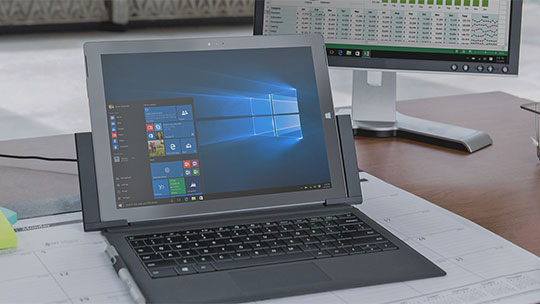 Počítač s nabídkou Start Windows 10, stáhněte si edici Windows 10 Enterprise Evaluation
