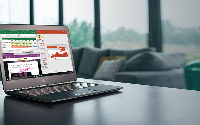 Lenovo Yoga 900 avec écran d'accueil Windows 10